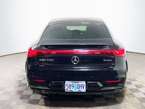 Used 2022 Mercedes-Benz EQS 580 4MATIC Sedan image 6