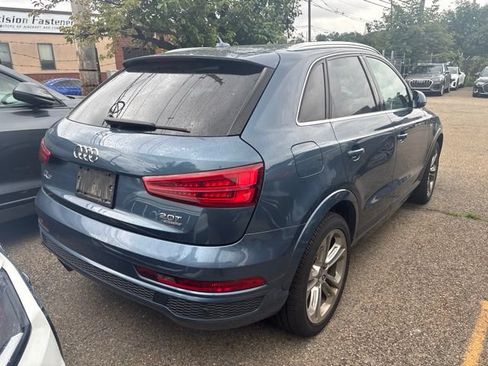 Used 2018 Audi Q3 2.0T Premium Plus w/ Premium Plus Package AWD/4WD image 8