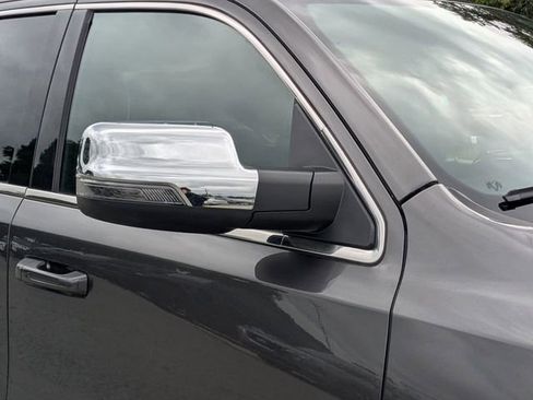 Used 2024 RAM 1500 Limited AWD/4WD image 12