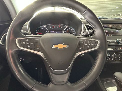 Used 2022 Chevrolet Equinox LT image 25