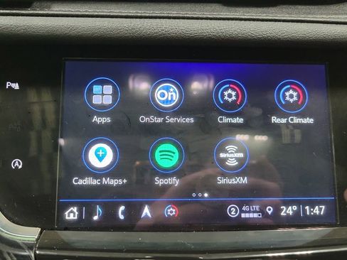 Used 2025 Cadillac XT6 Premium Luxury image 10