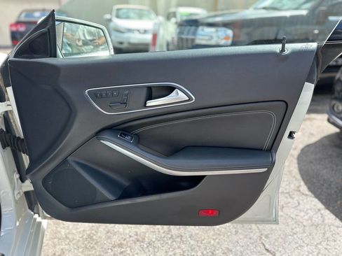 Used 2015 Mercedes-Benz CLA 250 CLA 250 4dr Sedan image 27