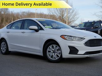 Used 2019 Ford Fusion S video 1