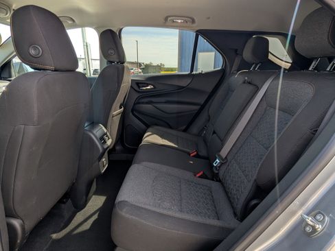 Used 2023 Chevrolet Equinox LT AWD/4WD image 7