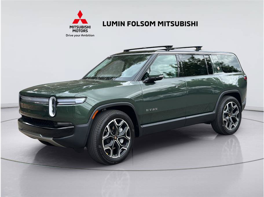 Used 2025 Rivian R1S Adventure Dual AWD/4WD image 1