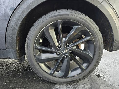 Used 2018 Kia Niro EX w/ EX Touring Graphite Edition image 6