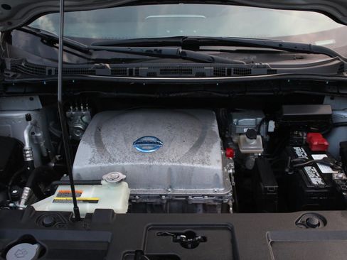 Used 2014 Nissan Leaf S w/ Charge Package image 26