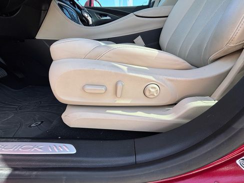 Used 2020 Buick Envision Essence FWD image 23