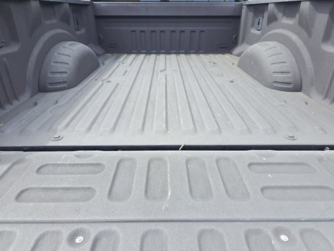 Used 2017 Ford F250 XL w/ STX Appearance Package AWD/4WD image 10