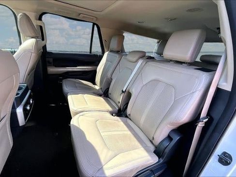 Used 2022 Ford Expedition Max Limited RWD image 18