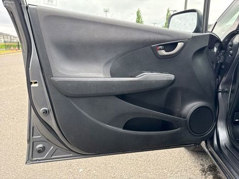 Used 2013 Honda Fit image 16