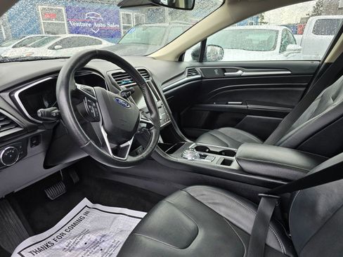 Used 2020 Ford Fusion Titanium image 18