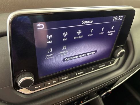 Used 2023 Nissan Rogue S image 26