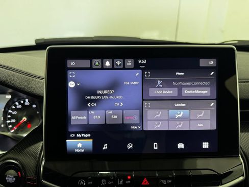 Used 2025 Jeep Compass Trailhawk AWD/4WD image 4