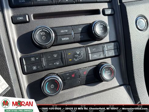 Used 2010 Ford Taurus SEL image 18