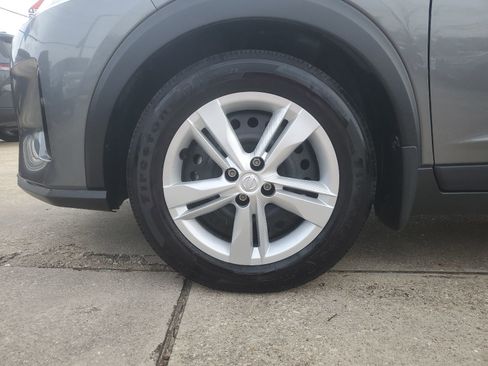 Used 2024 Nissan Kicks S image 7