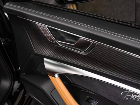 Used 2022 Audi RS 6 AWD/4WD image 35