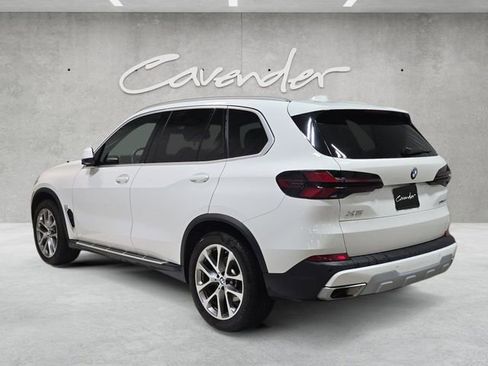 Used 2026 BMW X5 sDrive40i image 14