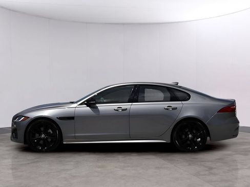 Used 2024 Jaguar XF R-Dynamic SE AWD/4WD image 4