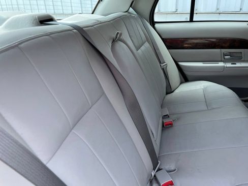 Used 2005 Mercury Grand Marquis LS RWD image 48