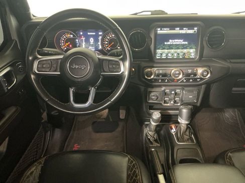 Used 2021 Jeep Gladiator Overland image 25