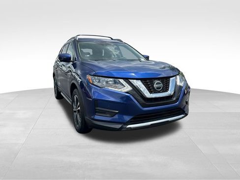 Used 2020 Nissan Rogue SV w/ Premium Package FWD image 7