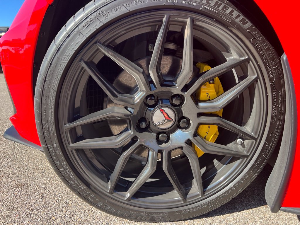 Used 2026 Chevrolet Corvette Stingray Preferred Conv RWD image 9