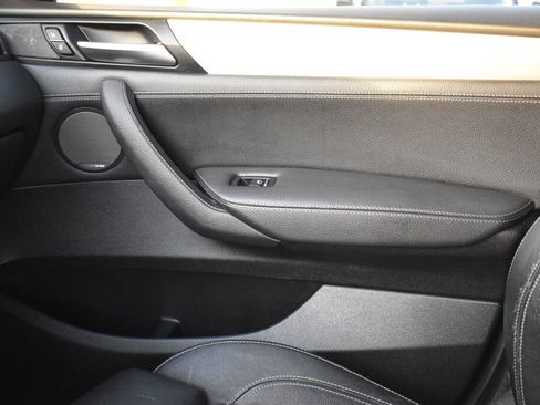 Used 2018 BMW X4 M40i image 24