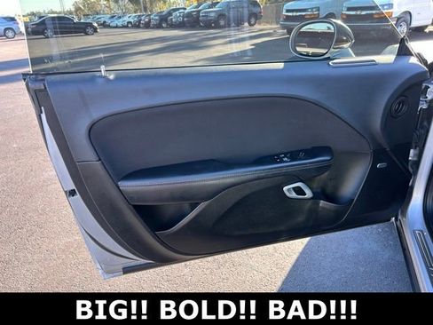 Used 2023 Dodge Challenger SXT image 12