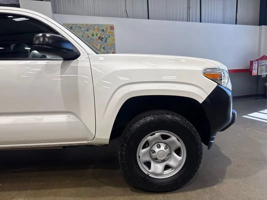 Used 2022 Toyota Tacoma SR AWD/4WD image 55