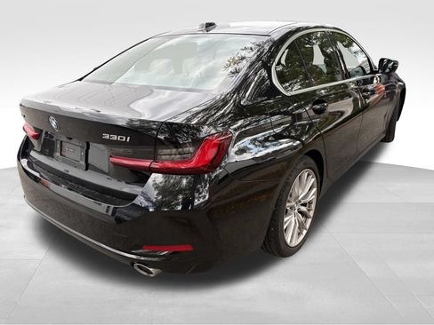 Certified 2024 BMW 330i xDrive Sedan w/ Convenience Package AWD/4WD image 4