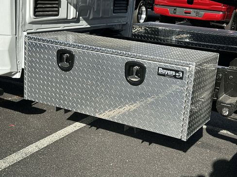 New 2026 Ford F450 XL w/ XL Chrome Package image 35