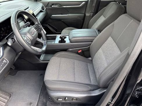 Used 2025 GMC Acadia Elevation AWD/4WD image 10