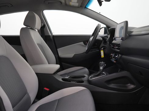 Certified 2022 Hyundai Kona SE AWD/4WD image 11