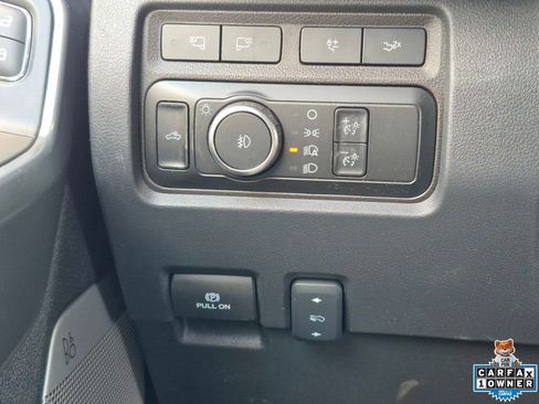 Used 2024 Ford F250 Lariat w/ Chrome Package AWD/4WD image 16