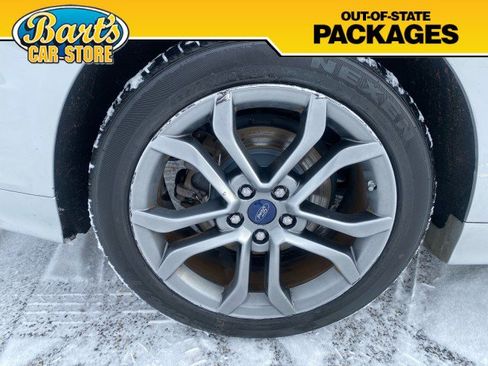 Used 2017 Ford Fusion SE w/ Equipment Group 201A image 7