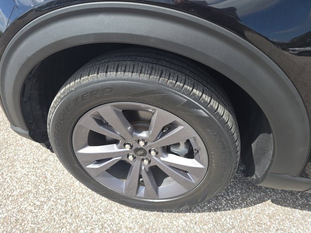 Used 2023 Ford Explorer XLT w/ Equipment Group 202A RWD image 7