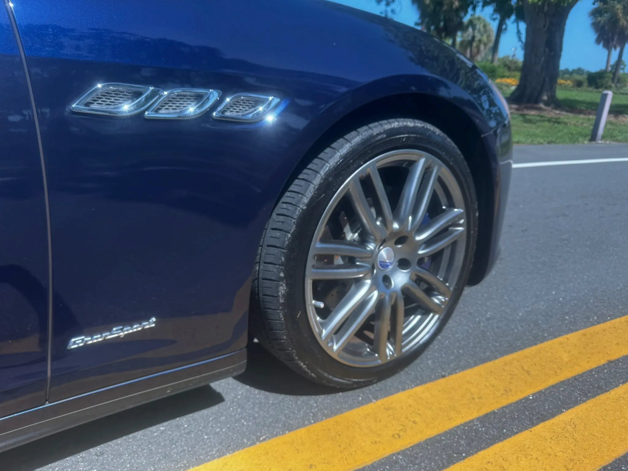 Used 2017 Maserati Quattroporte S RWD image 2