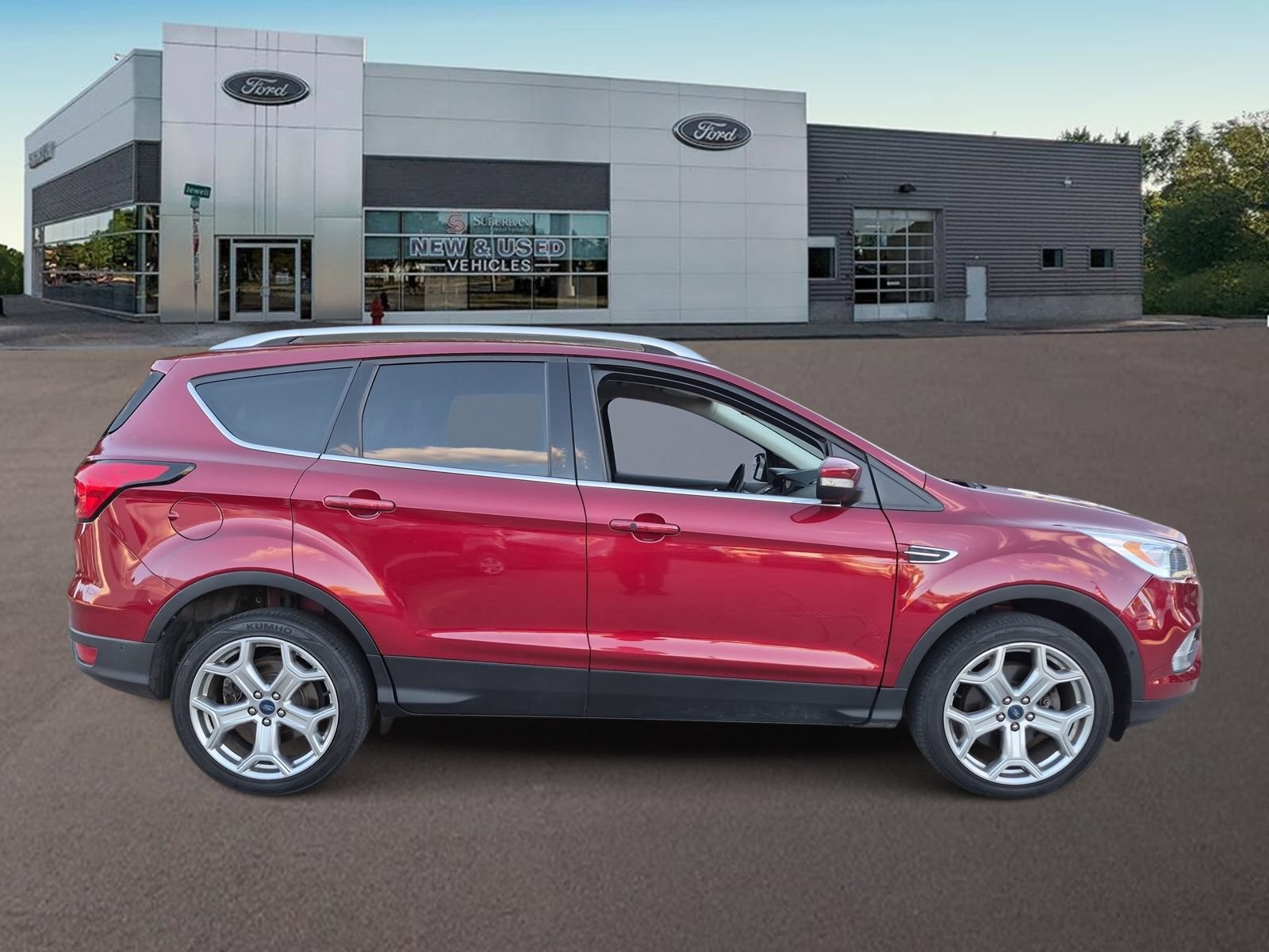 Used 2019 Ford Escape Titanium AWD/4WD image 10