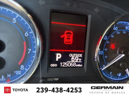 Used 2018 Toyota Corolla LE image 17