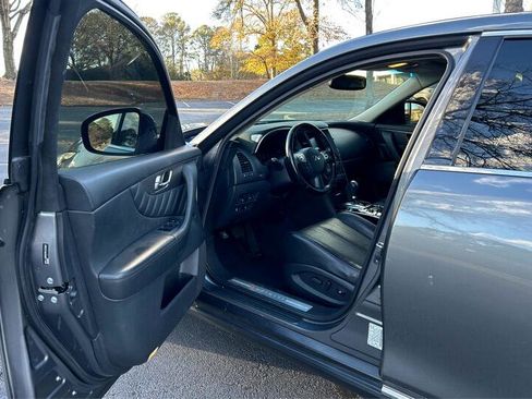 Used 2016 INFINITI QX70 RWD 4dr image 11