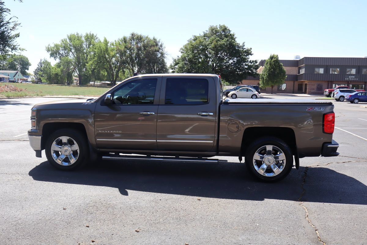 Used 2014 Chevrolet Silverado 1500 LTZ Z71 w/ LTZ Plus Package AWD/4WD image 9