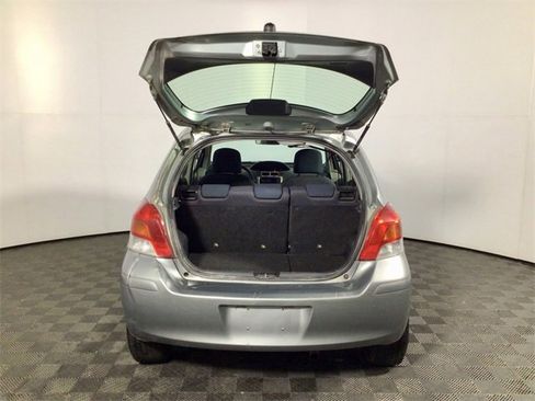 Used 2009 Toyota Yaris image 11