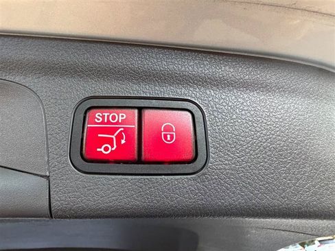 Used 2020 Mercedes-Benz GLE 350 4MATIC image 21