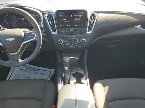 Used 2024 Chevrolet Malibu LT image 15