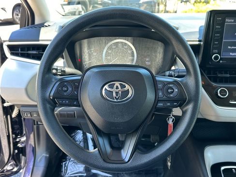 Used 2022 Toyota Corolla LE w/ Carpet Mat Package (TMS) FWD image 23