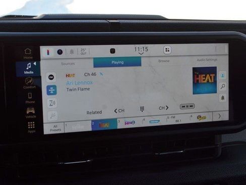 Used 2024 Jeep Wrangler Sport S image 32