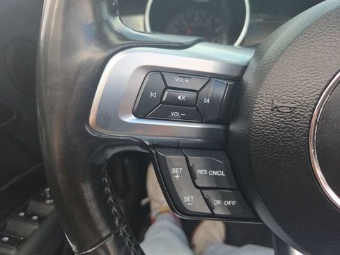 Used 2022 Ford Mustang Premium RWD image 30