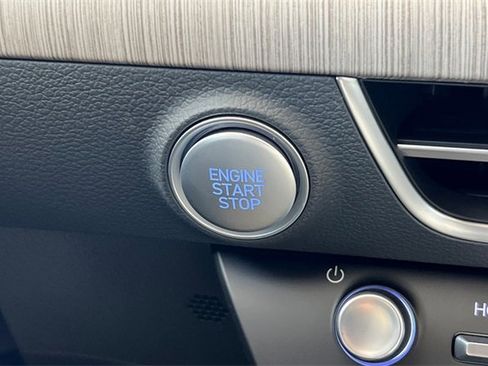 New 2025 Hyundai Sonata Limited image 22