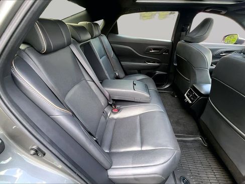 Certified 2024 Toyota Crown Platinum AWD/4WD image 19